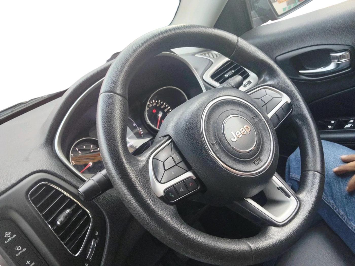 2018 Jeep Compass SPORT 2.0 DIESEL, Diesel, Manual, 1,50,451 km, interior