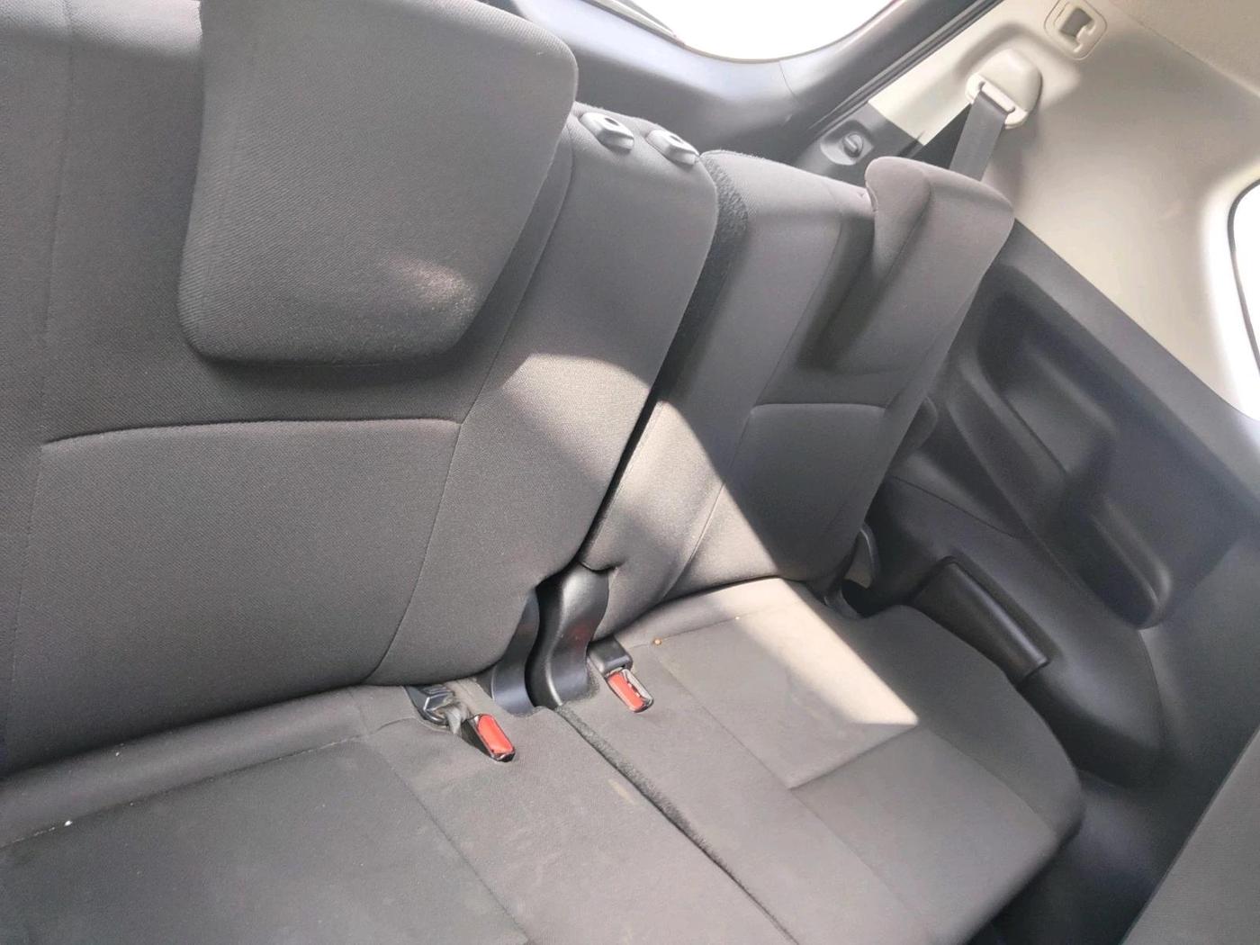 2023 Toyota Innova Crysta 2.4 GX 7STR, Diesel, Manual, 75,950 km, interior