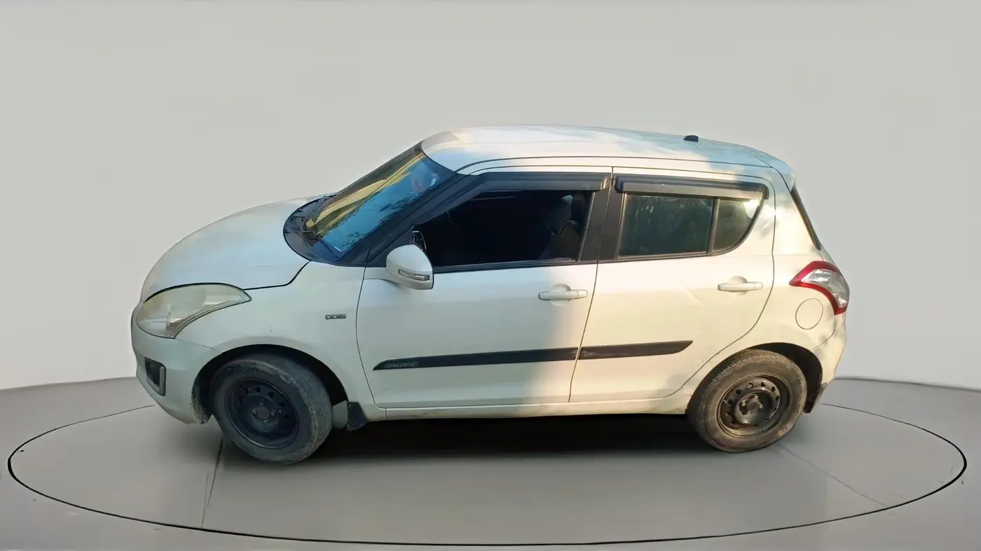 2017 Maruti Swift VDI, Diesel, Manual, 1,27,341 km, exterior