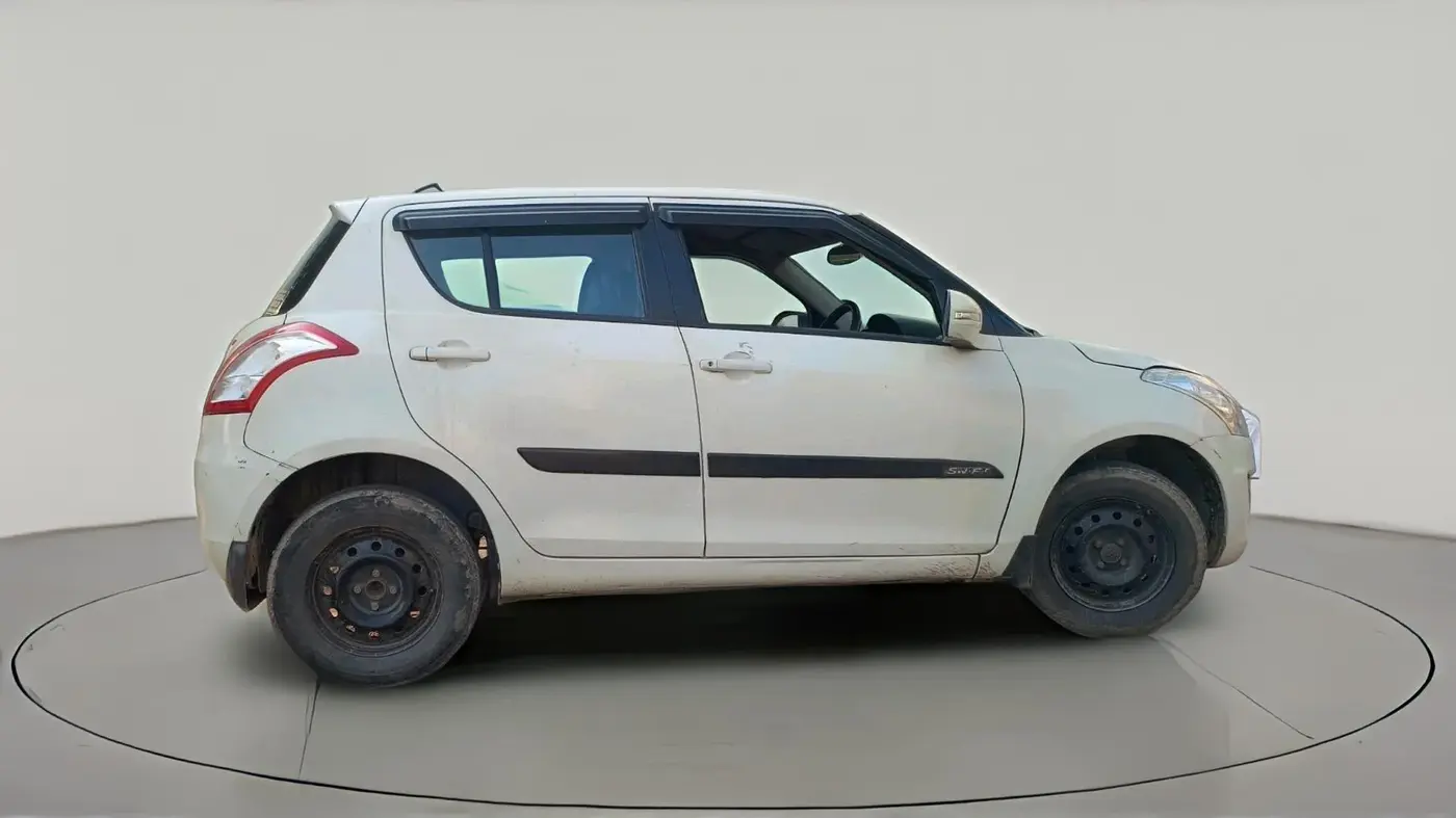 2017 Maruti Swift VDI, Diesel, Manual, 1,27,341 km, exterior
