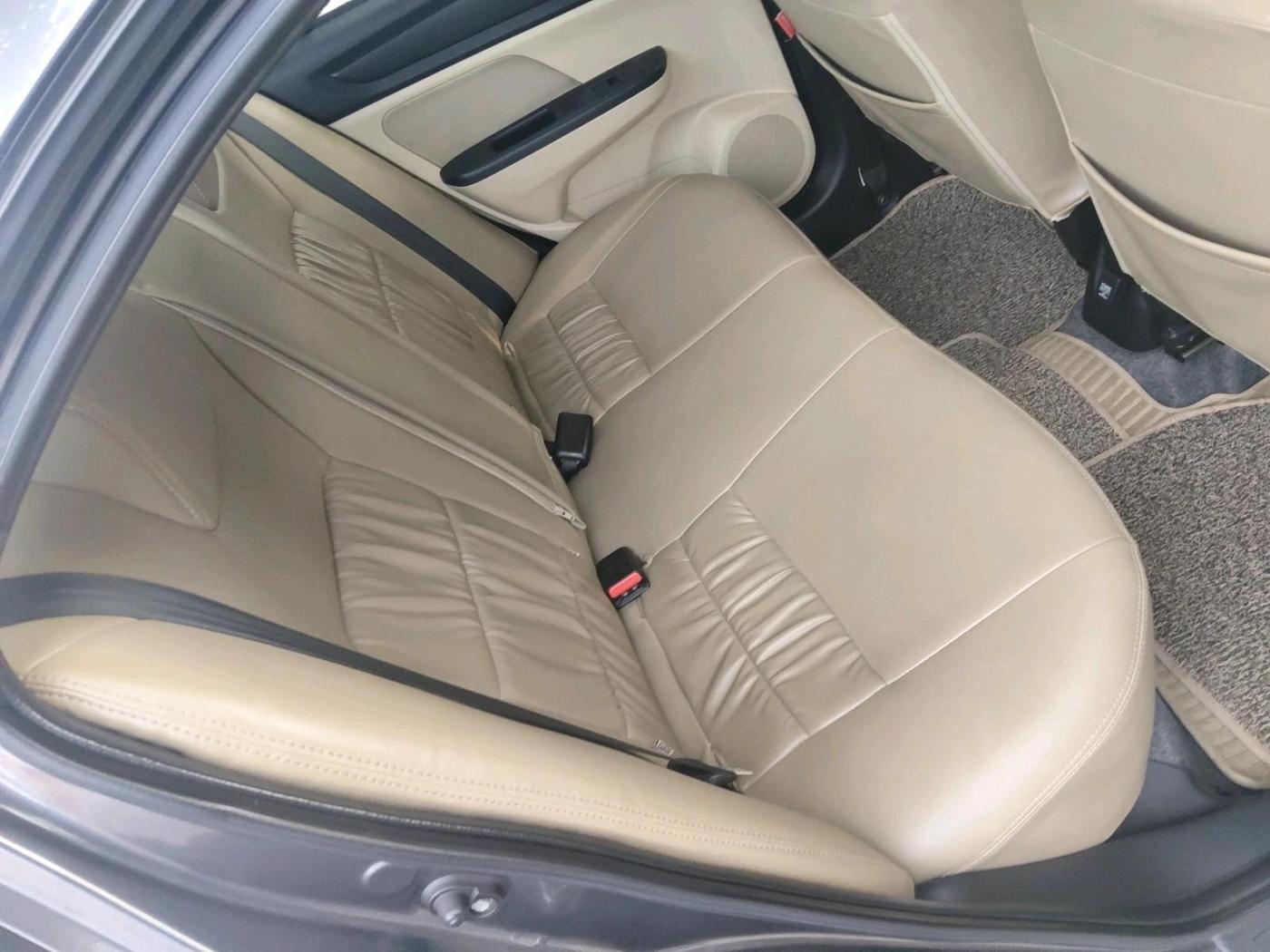 2021 Honda Amaze 1.2L I-VTEC V CVT, Petrol, Automatic, 38,228 km, interior
