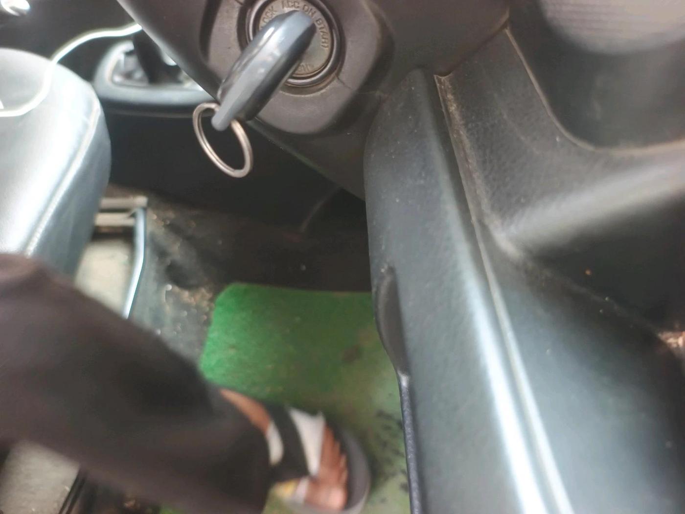2013 Maruti Swift VDI, Diesel, Manual, 1,37,121 km, interior