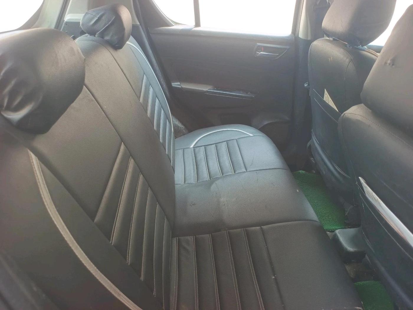 2013 Maruti Swift VDI, Diesel, Manual, 1,37,121 km, interior
