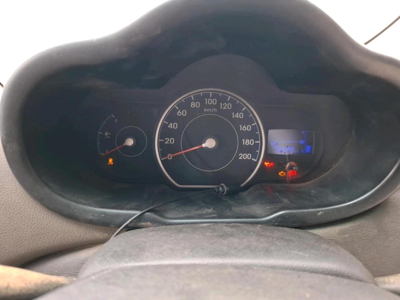 2012 Hyundai i10 MAGNA 1.1, Petrol, Manual, 78,689 km, interior
