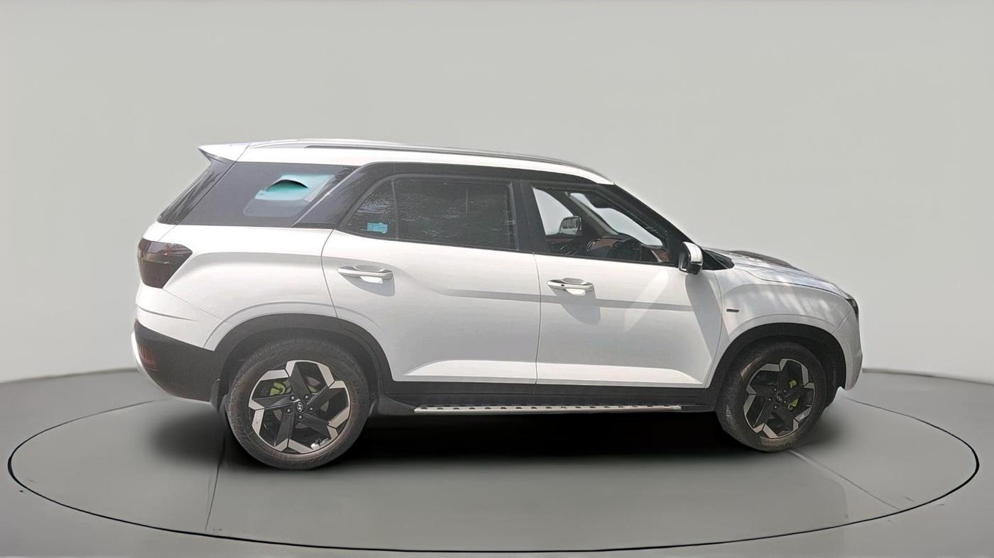 2022 Hyundai ALCAZAR PLATINUM(O) 7STR 1.5 AT, Diesel, Automatic, 70,024 km, exterior