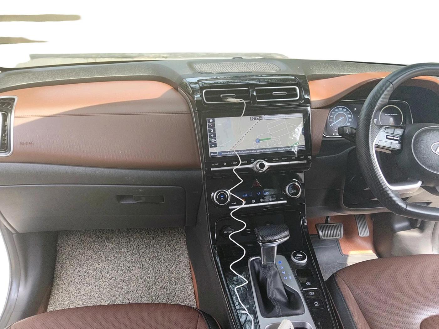 2022 Hyundai ALCAZAR PLATINUM(O) 7STR 1.5 AT, Diesel, Automatic, 70,024 km, interior