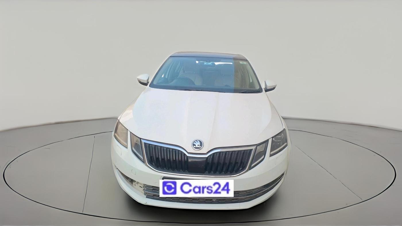 2018 Skoda Octavia 2.0 TDI L&K AT, Diesel, Automatic, 1,54,089 km, exterior