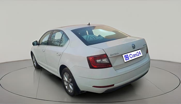 2018 Skoda Octavia 2.0 TDI L&K AT, Diesel, Automatic, 1,54,089 km, exterior