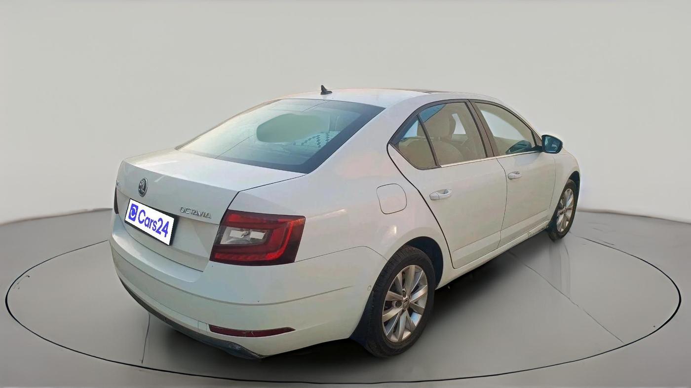 2018 Skoda Octavia 2.0 TDI L&K AT, Diesel, Automatic, 1,54,089 km, exterior