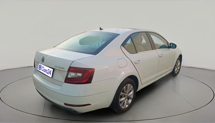 2018 Skoda Octavia 2.0 TDI L&K AT, Diesel, Automatic, 1,54,089 km, exterior