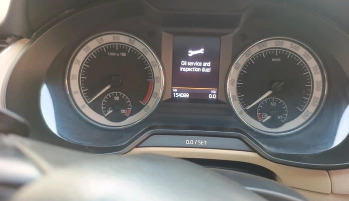 2018 Skoda Octavia 2.0 TDI L&K AT, Diesel, Automatic, 1,54,089 km, interior