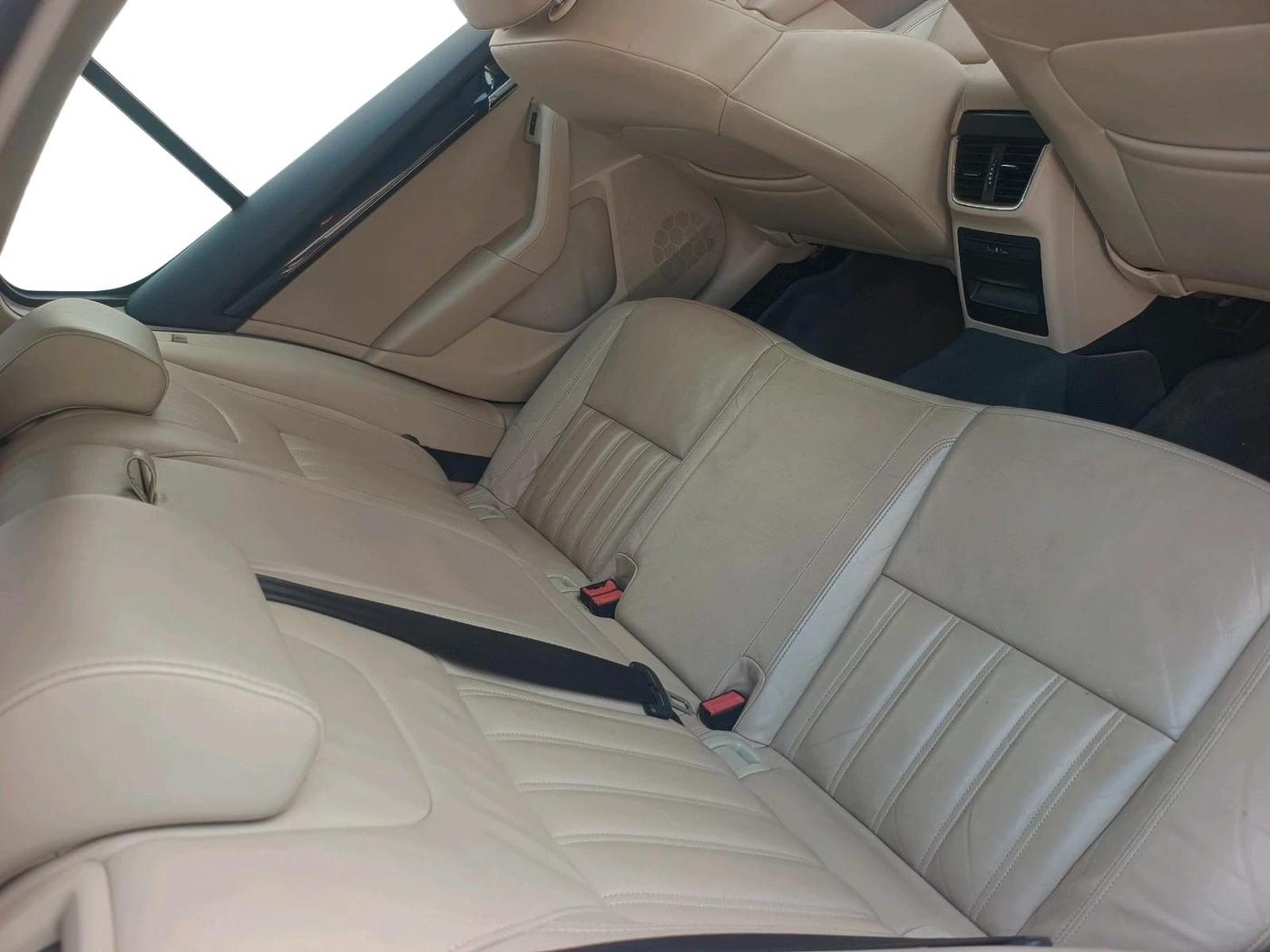 2018 Skoda Octavia 2.0 TDI L&K AT, Diesel, Automatic, 1,54,089 km, interior