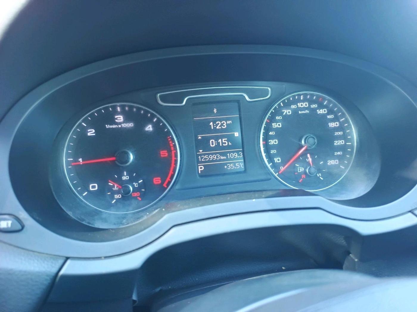 2015 Audi Q3 35 TDI Quattro, Diesel, Automatic, 1,25,993 km, interior