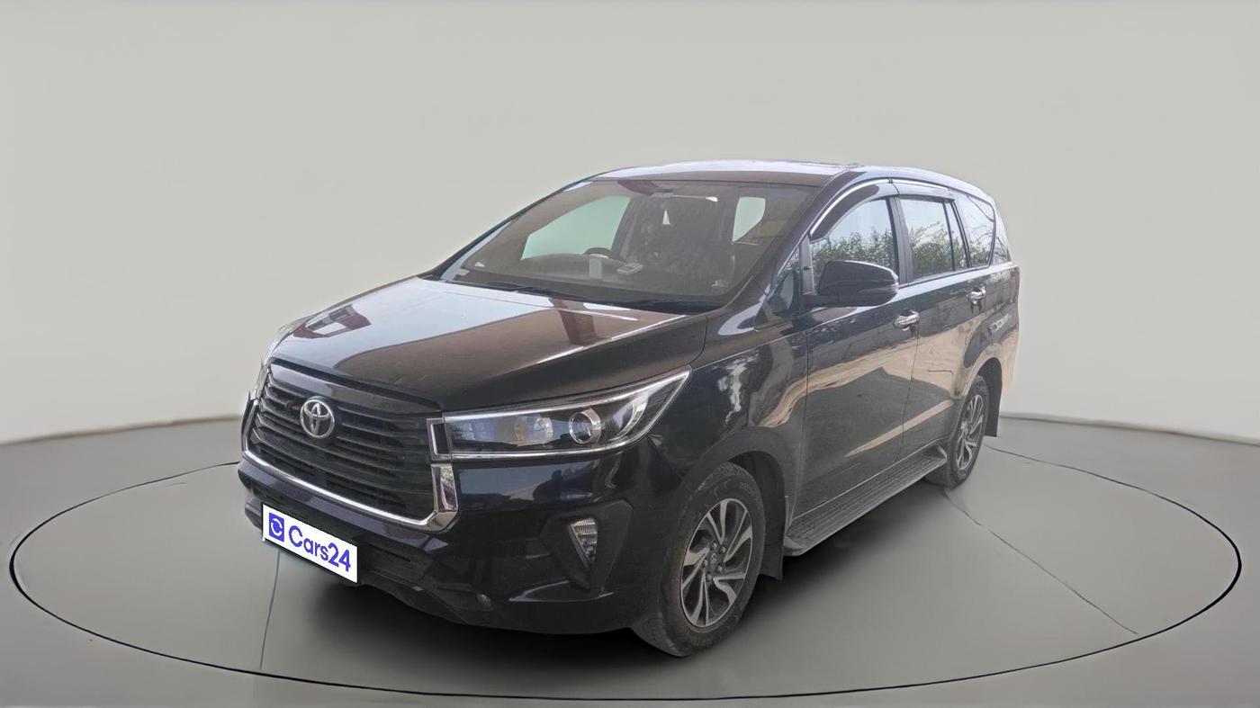 2022 Toyota Innova Crysta 2.7 VX 7 STR, Petrol, Manual, 24,751 km, exterior