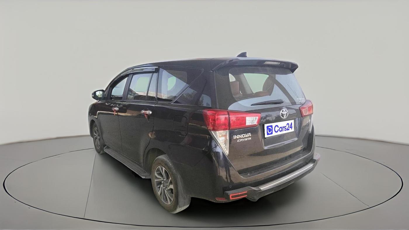 2022 Toyota Innova Crysta 2.7 VX 7 STR, Petrol, Manual, 24,751 km, exterior