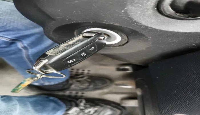 2024 Tata PUNCH ADVENTURE RHYTHM CNG, CNG, Manual, 81,829 km, interior