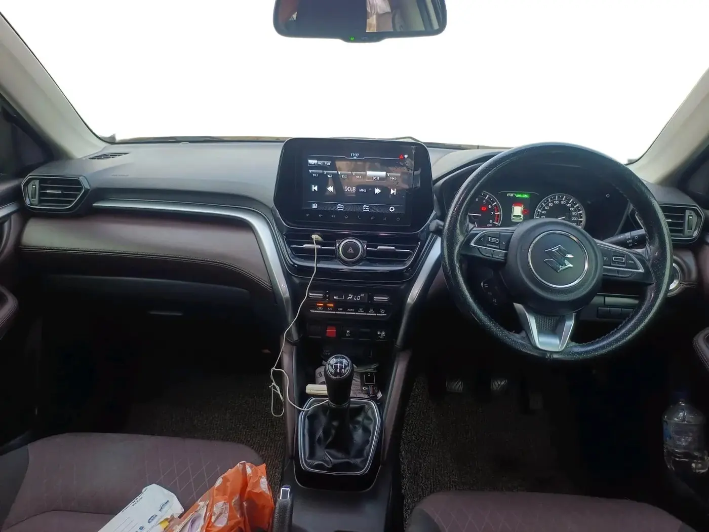 2023 Maruti Grand Vitara ZETA CNG, CNG, Manual, 1,45,441 km, interior