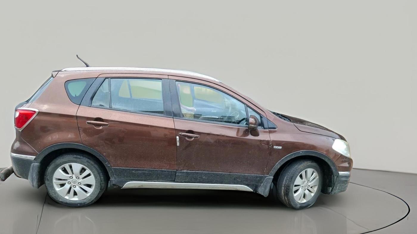 2016 Maruti S Cross ALPHA 1.3, Diesel, Manual, 1,74,767 km, exterior