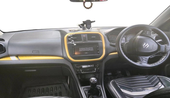 2017 Maruti Vitara Brezza ZDI, Diesel, Manual, 47,160 km, interior