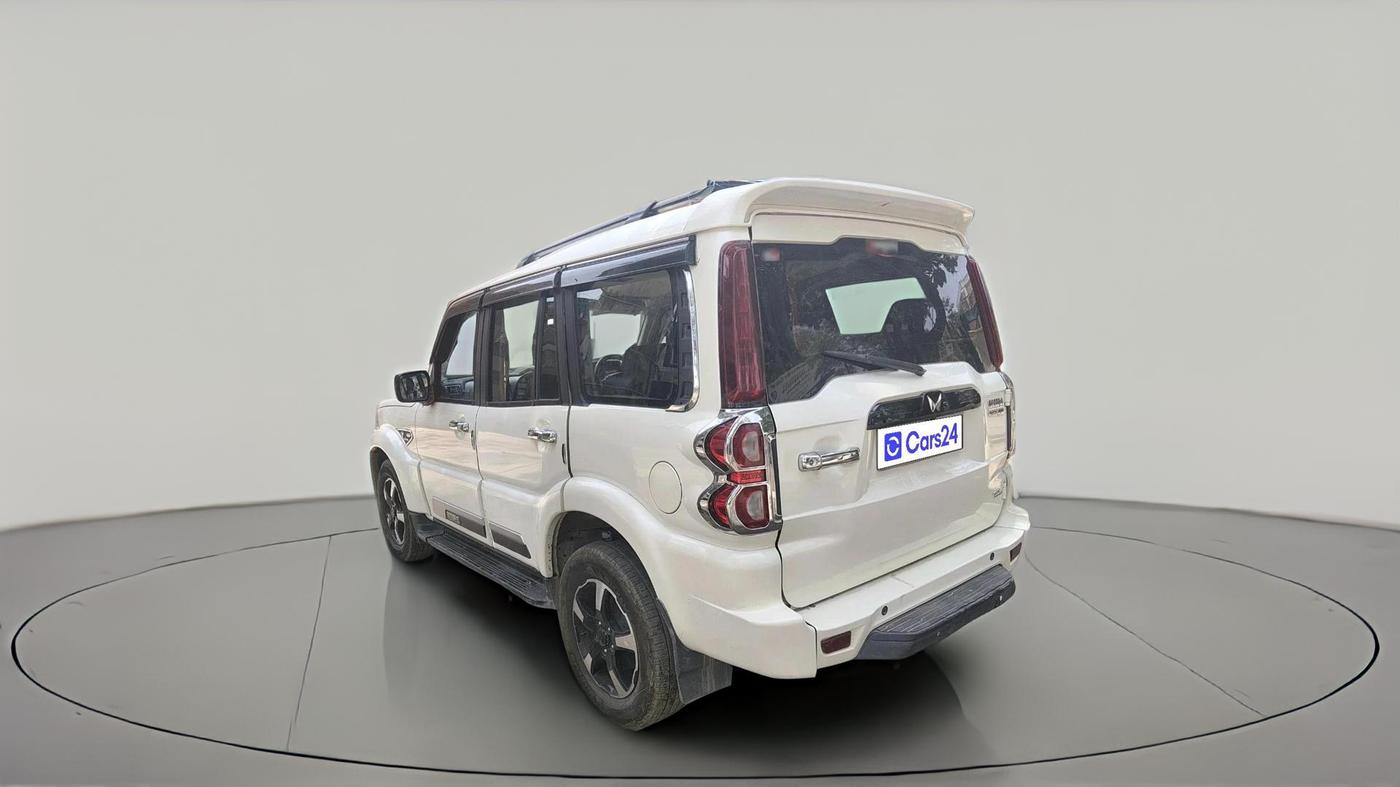 2023 Mahindra SCORPIO CLASSIC S11 MT 7S CC, Diesel, Manual, 90,753 km, exterior