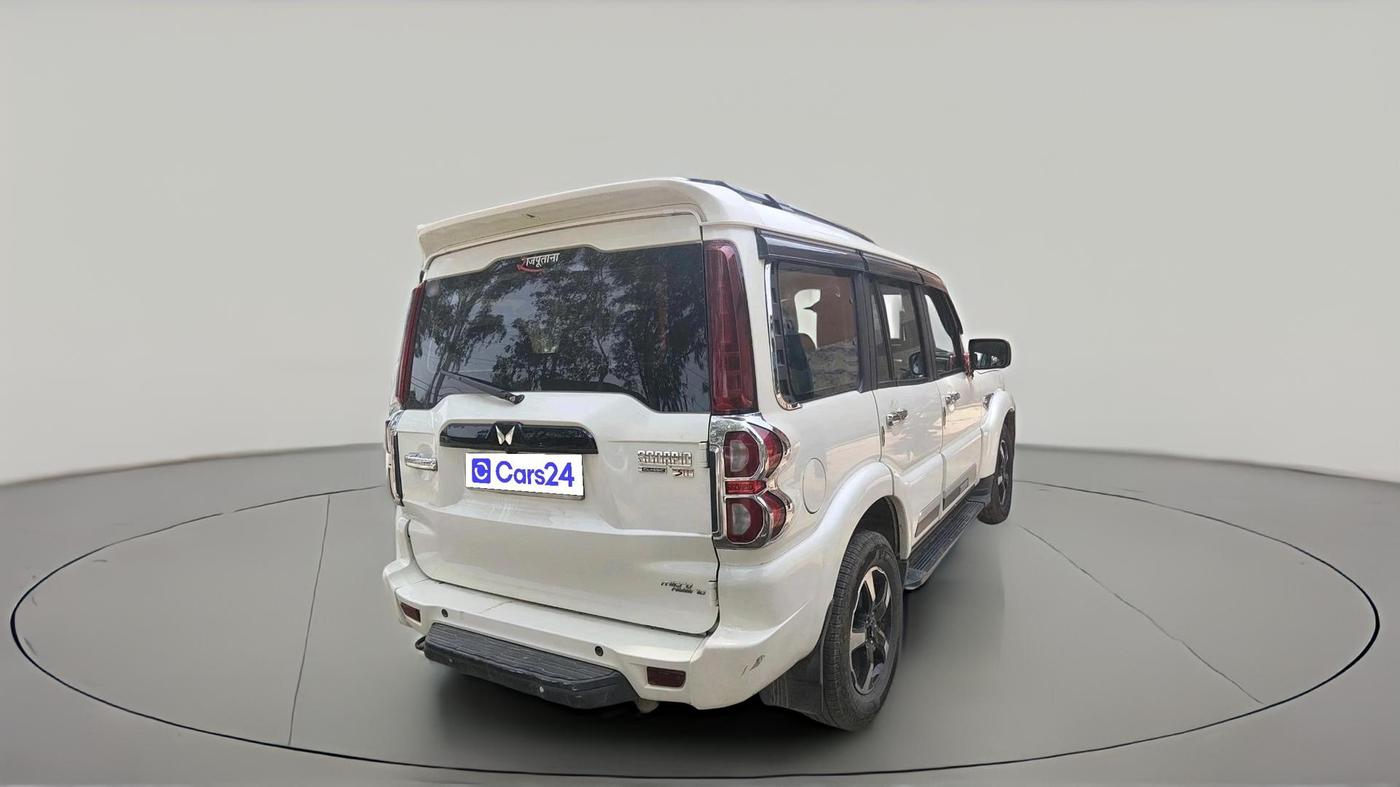 2023 Mahindra SCORPIO CLASSIC S11 MT 7S CC, Diesel, Manual, 90,753 km, exterior