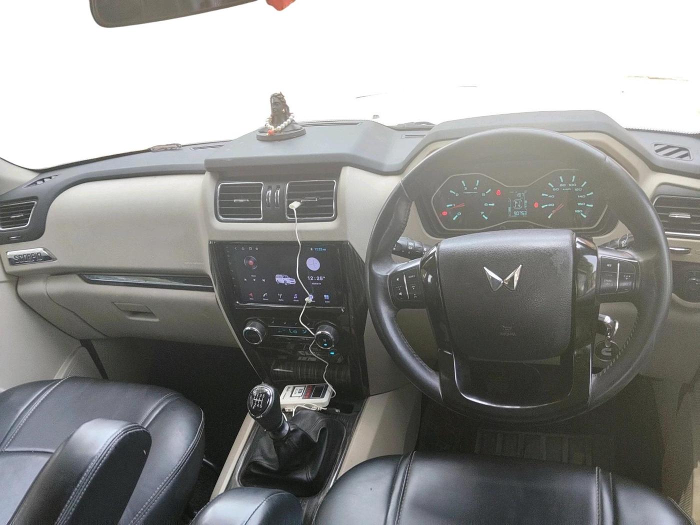 2023 Mahindra SCORPIO CLASSIC S11 MT 7S CC, Diesel, Manual, 90,753 km, interior