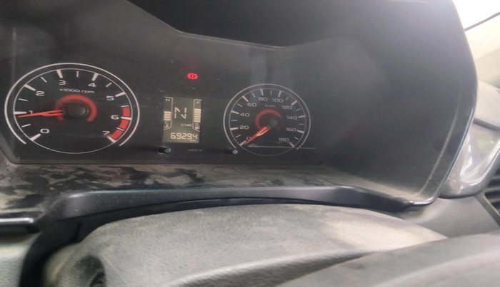2018 Mahindra Kuv100 K2 TRIP CNG, CNG, Manual, 69,294 km, interior