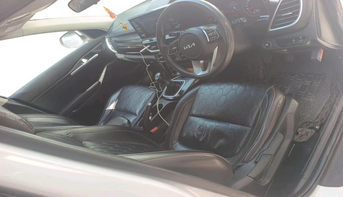 2021 KIA SELTOS HTK PLUS 1.5 DIESEL, Diesel, Manual, 1,34,711 km, interior