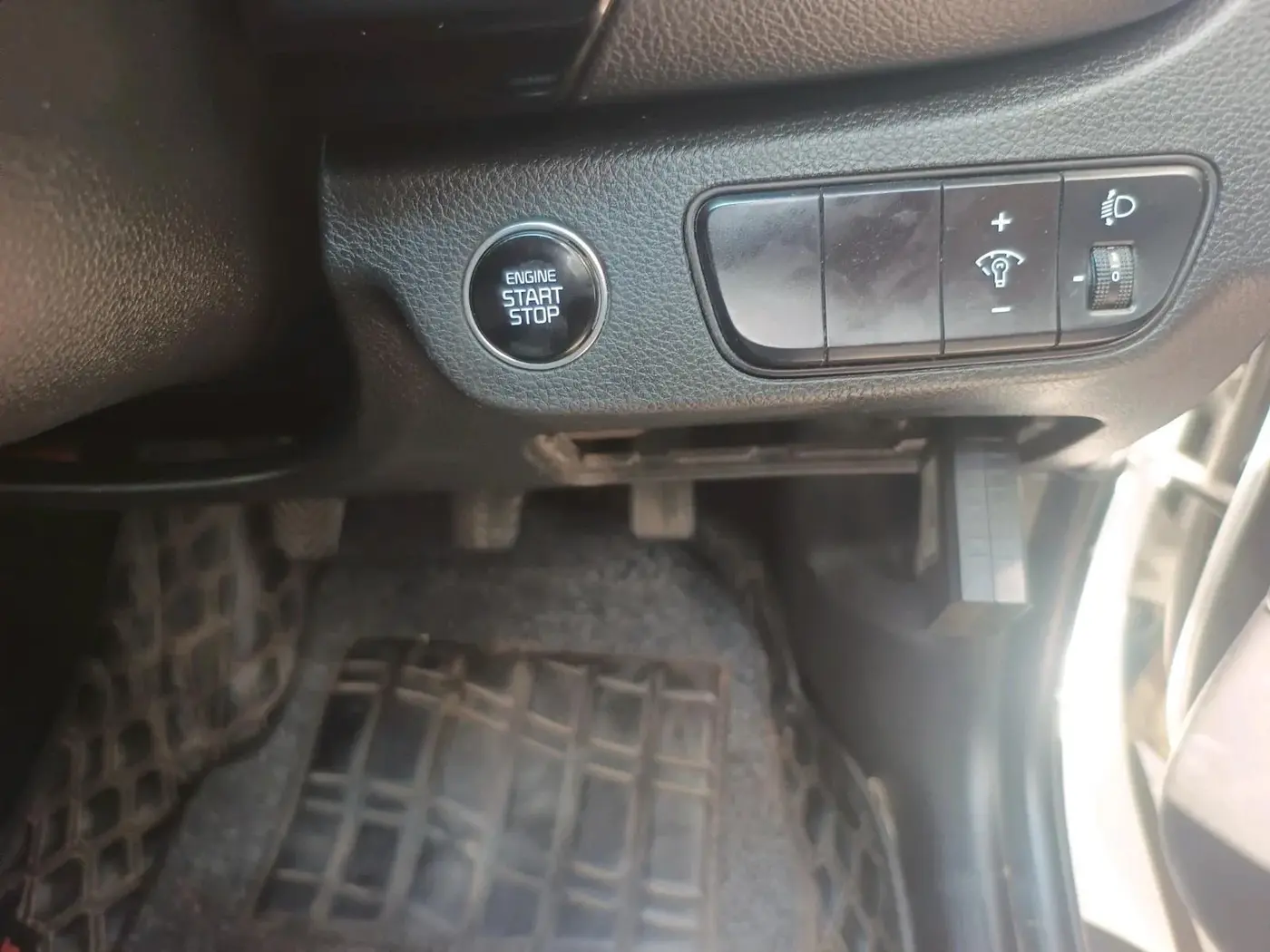 2021 KIA SELTOS HTK PLUS 1.5 DIESEL, Diesel, Manual, 1,46,000 km, interior