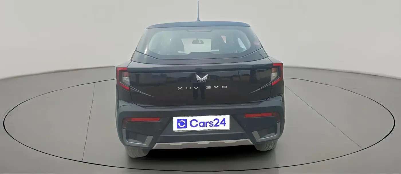2025 Mahindra XUV 3XO MX2 Pro 1.2 L TCMPFI AT, Petrol, Automatic, 5,845 km, exterior