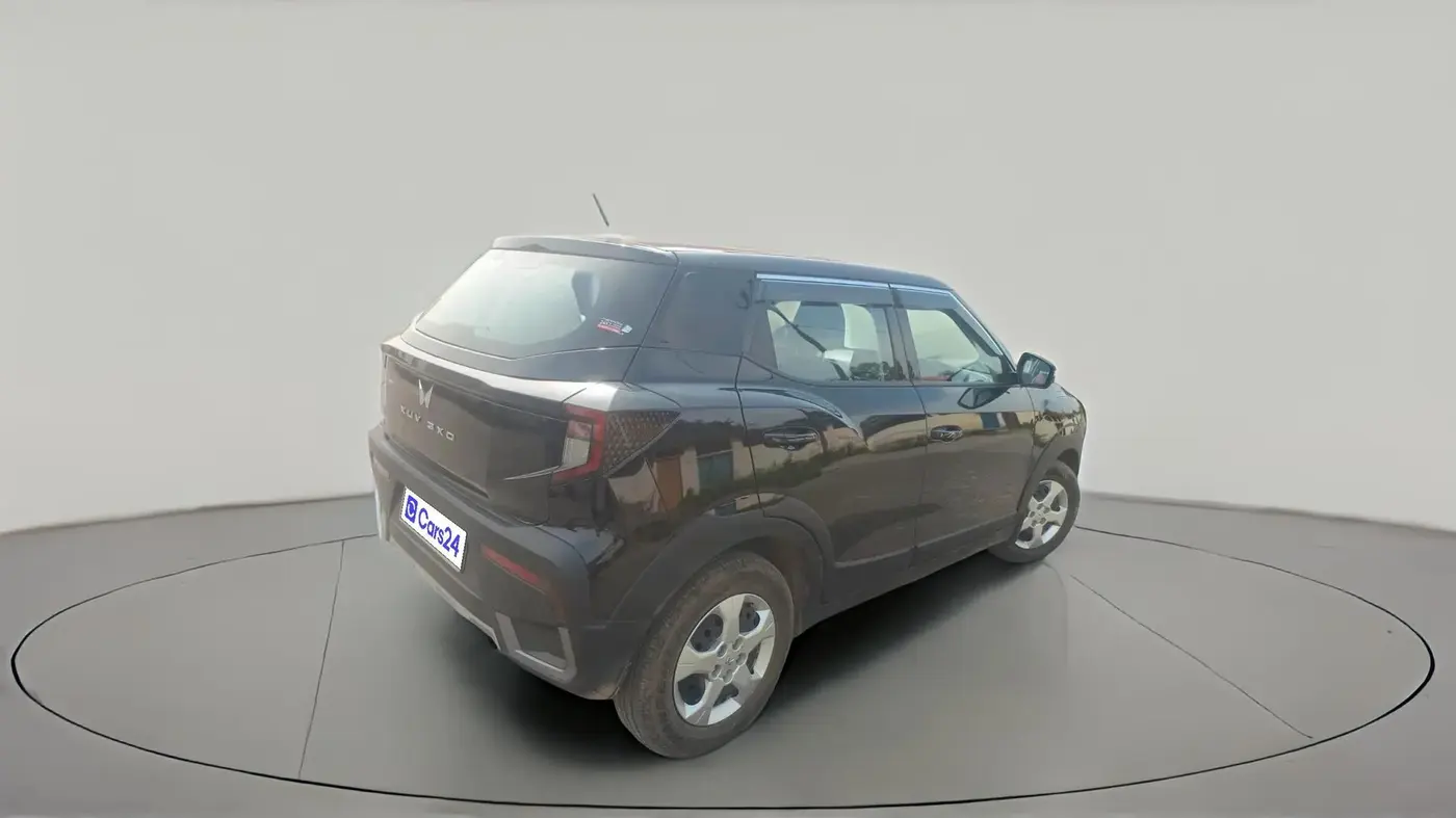 2025 Mahindra XUV 3XO MX2 Pro 1.2 L TCMPFI AT, Petrol, Automatic, 5,845 km, exterior