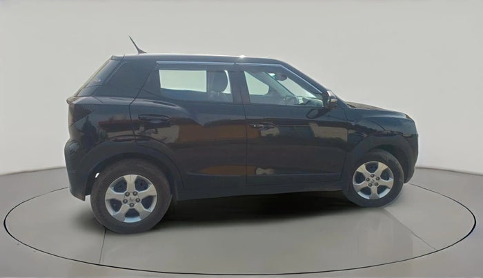 2025 Mahindra XUV 3XO MX2 Pro 1.2 L TCMPFI AT, Petrol, Automatic, 5,845 km, exterior