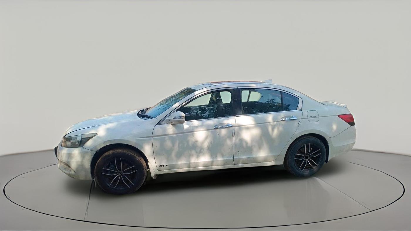 2012 Honda Accord 2.4L I-VTEC AT, CNG, Automatic, 1,49,505 km, exterior