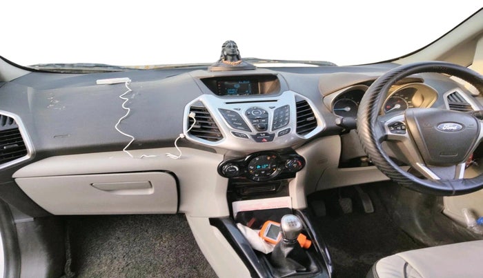 2015 Ford Ecosport TITANIUM 1.5L PETROL, Petrol, Manual, 1,99,117 km, interior