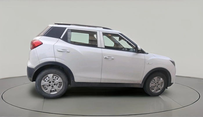 2024 Mahindra XUV300 W4 1.5 DIESEL, Diesel, Manual, 81,729 km, exterior