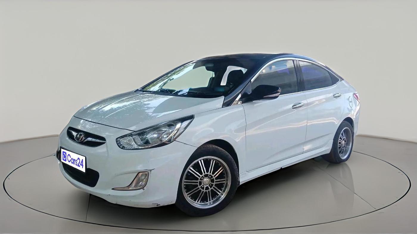 2012 Hyundai Verna FLUIDIC 1.6 CRDI EX, Diesel, Manual, 1,74,562 km, exterior