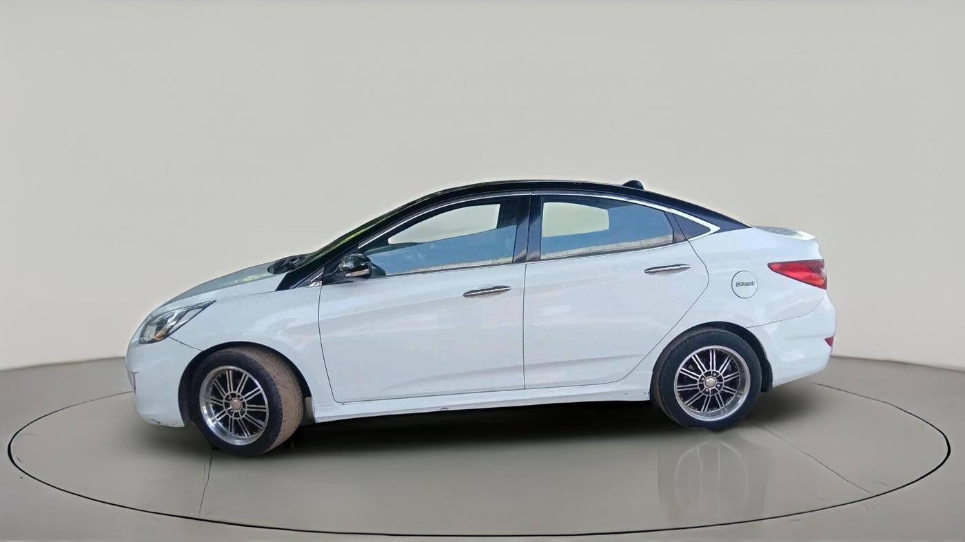 2012 Hyundai Verna FLUIDIC 1.6 CRDI EX, Diesel, Manual, 1,74,562 km, exterior