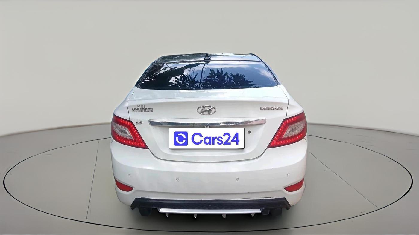 2012 Hyundai Verna FLUIDIC 1.6 CRDI EX, Diesel, Manual, 1,74,562 km, exterior