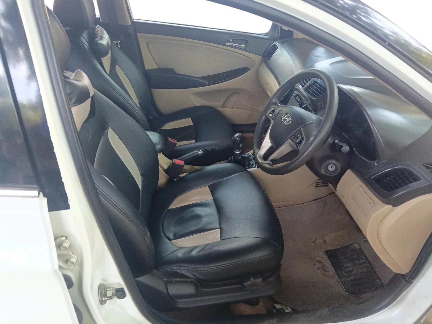 2012 Hyundai Verna FLUIDIC 1.6 CRDI EX, Diesel, Manual, 1,74,562 km, interior
