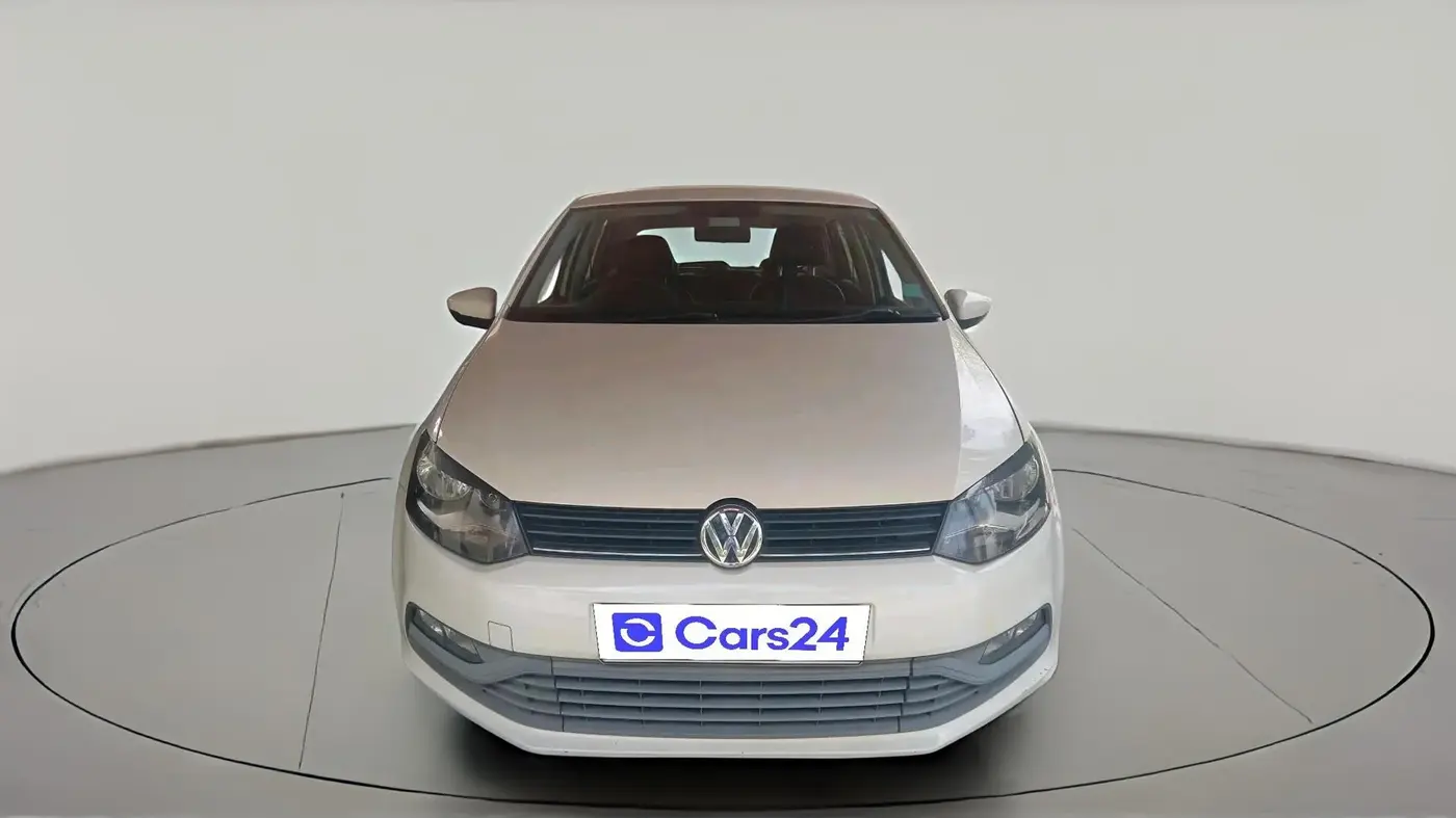 2017 Volkswagen Polo COMFORTLINE 1.2L, Petrol, Manual, 1,11,206 km, exterior