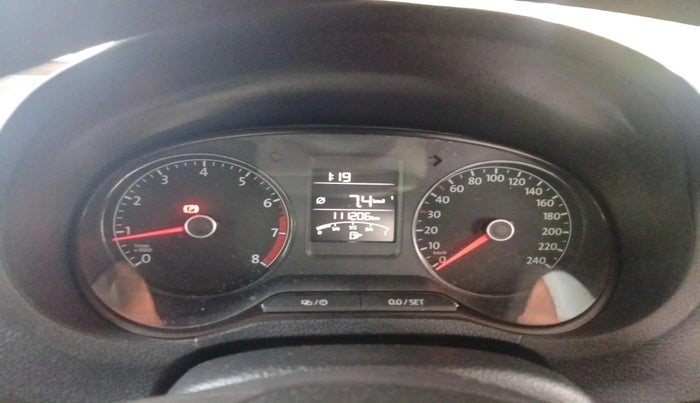 2017 Volkswagen Polo COMFORTLINE 1.2L, Petrol, Manual, 1,11,206 km, interior