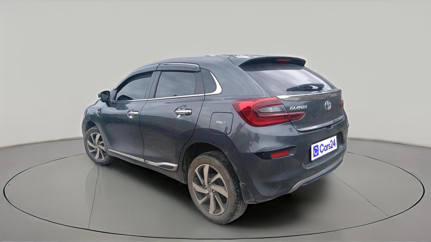 2023 Toyota Glanza V, Petrol, Manual, 38,358 km, exterior