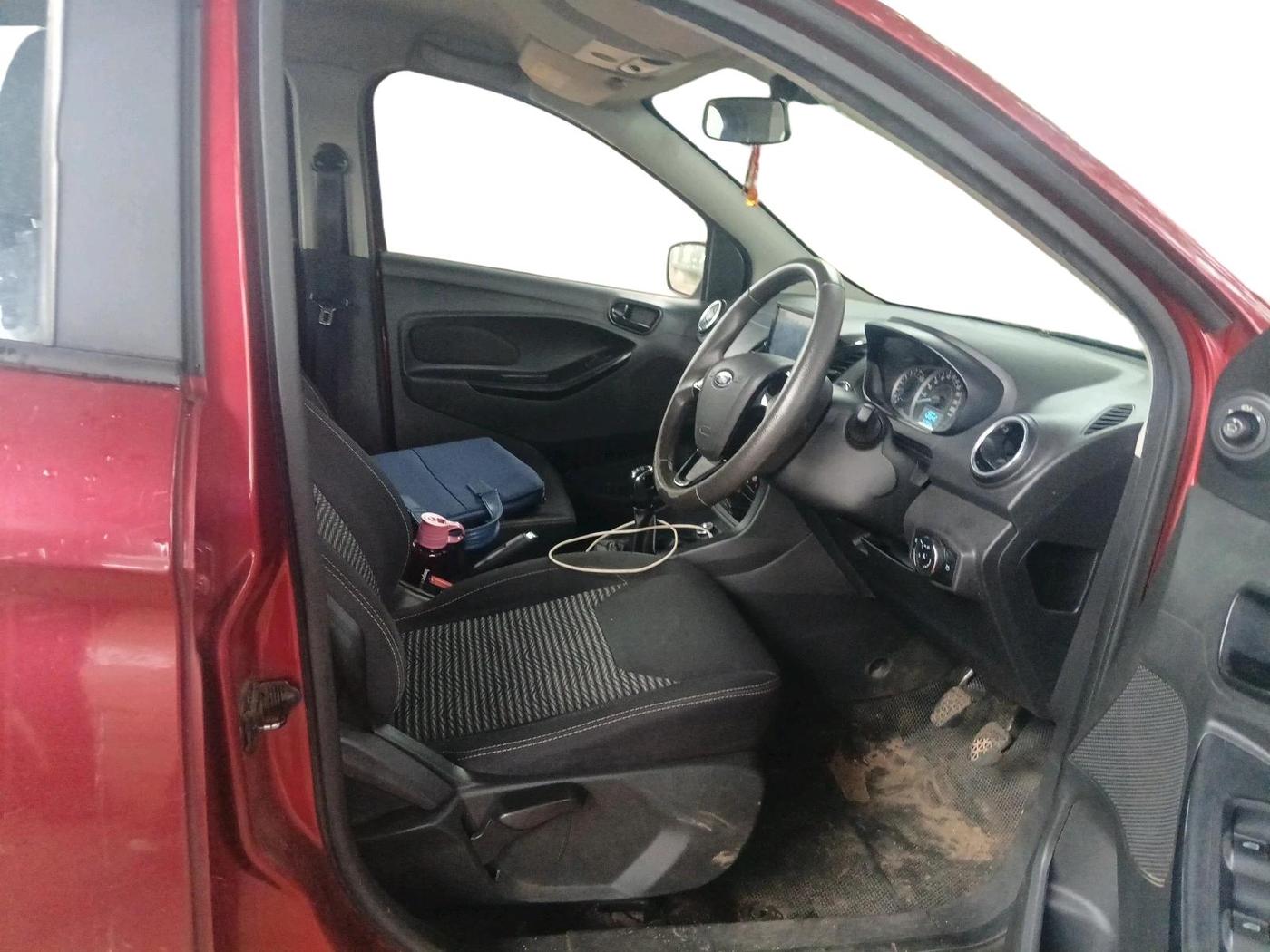 2019 Ford New Figo TITANIUM 1.2 PETROL MT, Petrol, Manual, 63,798 km, interior