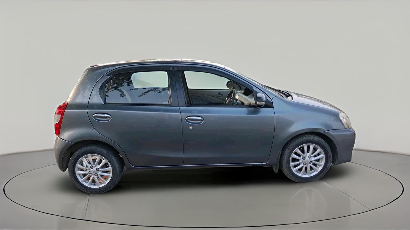 2015 Toyota Etios VX-D, Diesel, Manual, 1,30,098 km, exterior