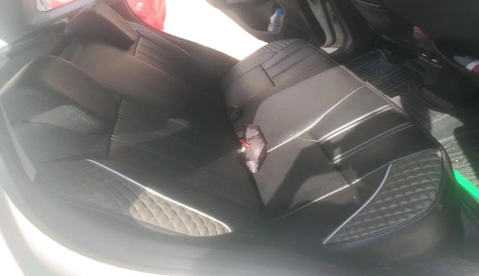 2024 Maruti BREZZA VXI, Petrol, Manual, 15,429 km, interior