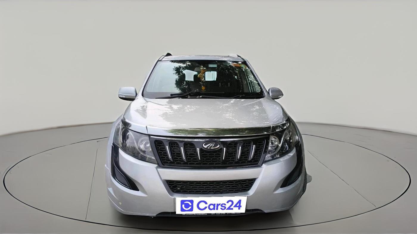 2016 Mahindra XUV500 W4 1.99, Diesel, Manual, 1,02,635 km, exterior