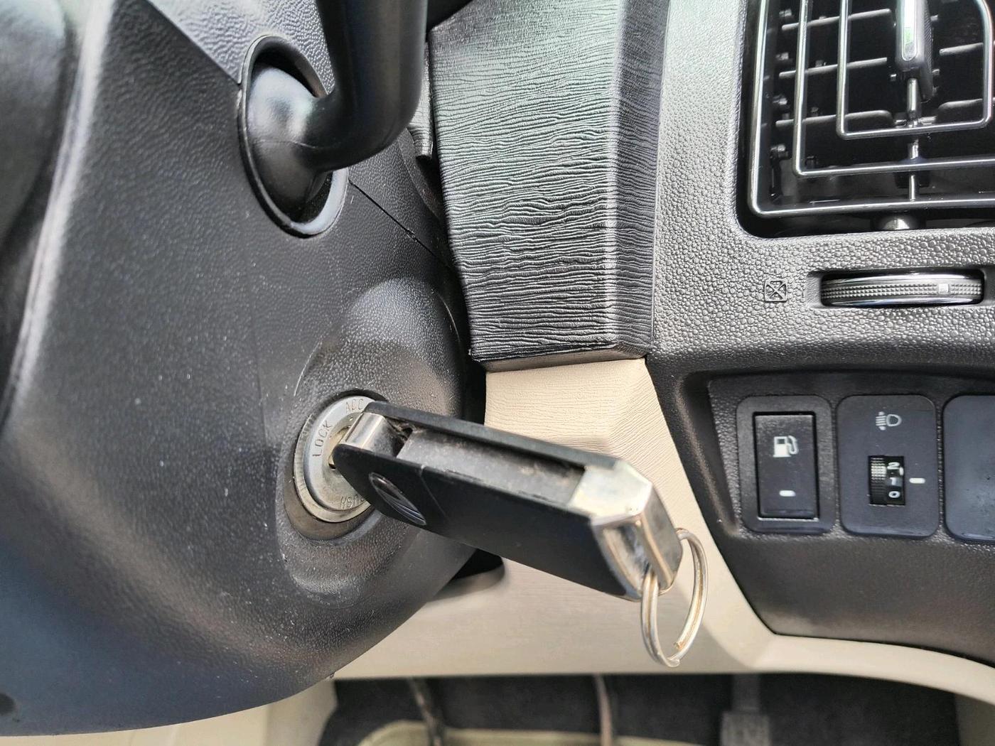 2016 Mahindra XUV500 W4 1.99, Diesel, Manual, 1,02,635 km, interior