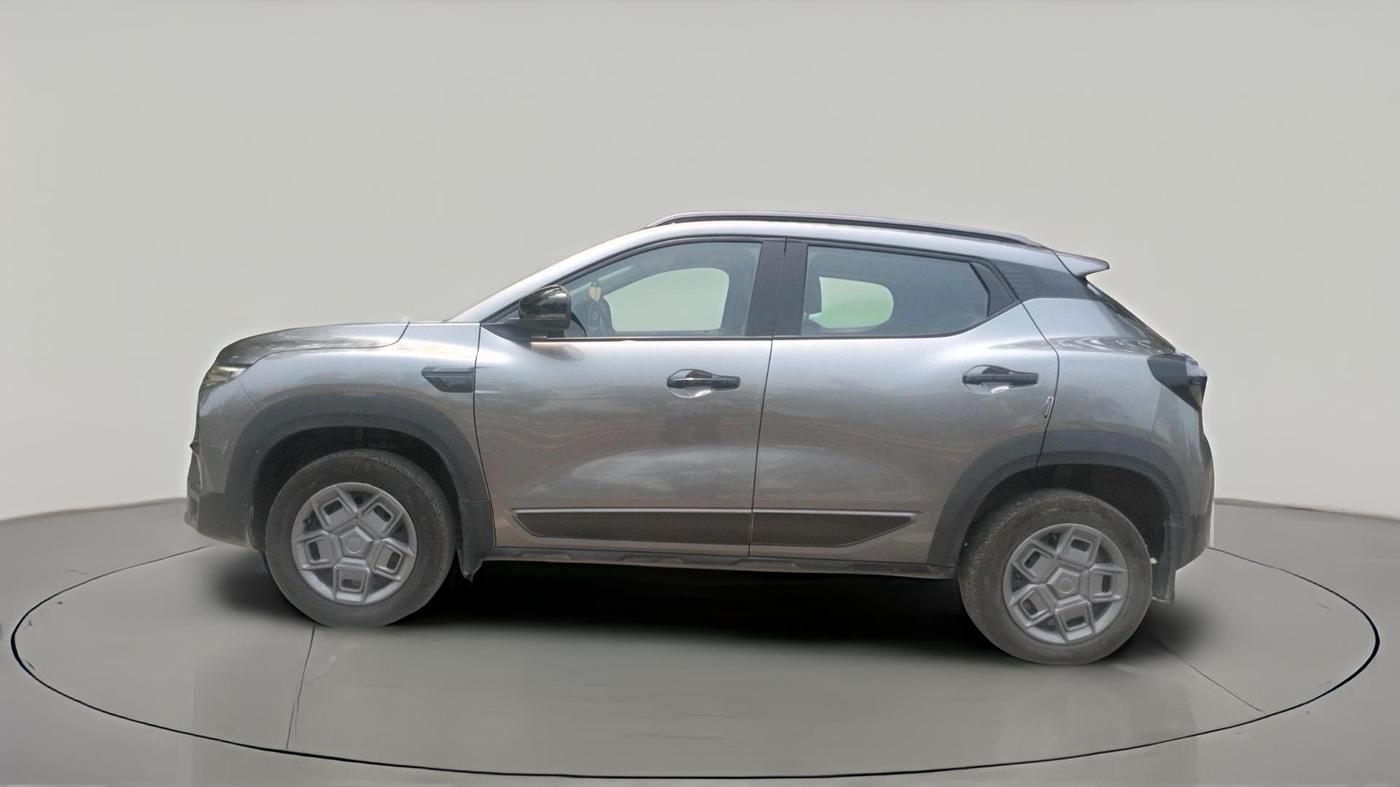 2025 Renault Kiger Evolution AMT, Petrol, Automatic, 9,056 km, exterior