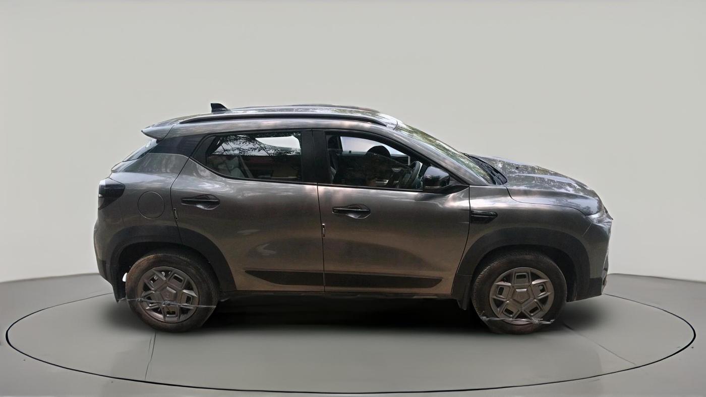 2025 Renault Kiger Evolution AMT, Petrol, Automatic, 9,056 km, exterior