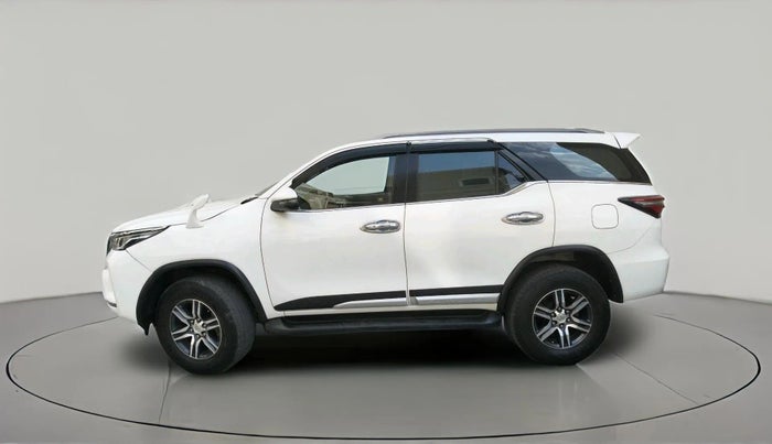 2017 Toyota Fortuner 2.8 4X2 MT, Diesel, Manual, 2,17,341 km, exterior